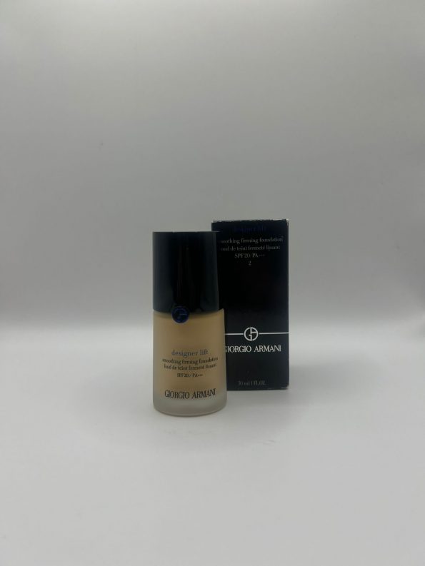 Giorgio Armani Podkład 02 30 ml SPF 20 - Luksusowe Krycie i Ochrona UV