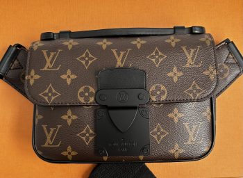 Louis Vuitton LV S Lock Sling Nerka dla Mężczyzn